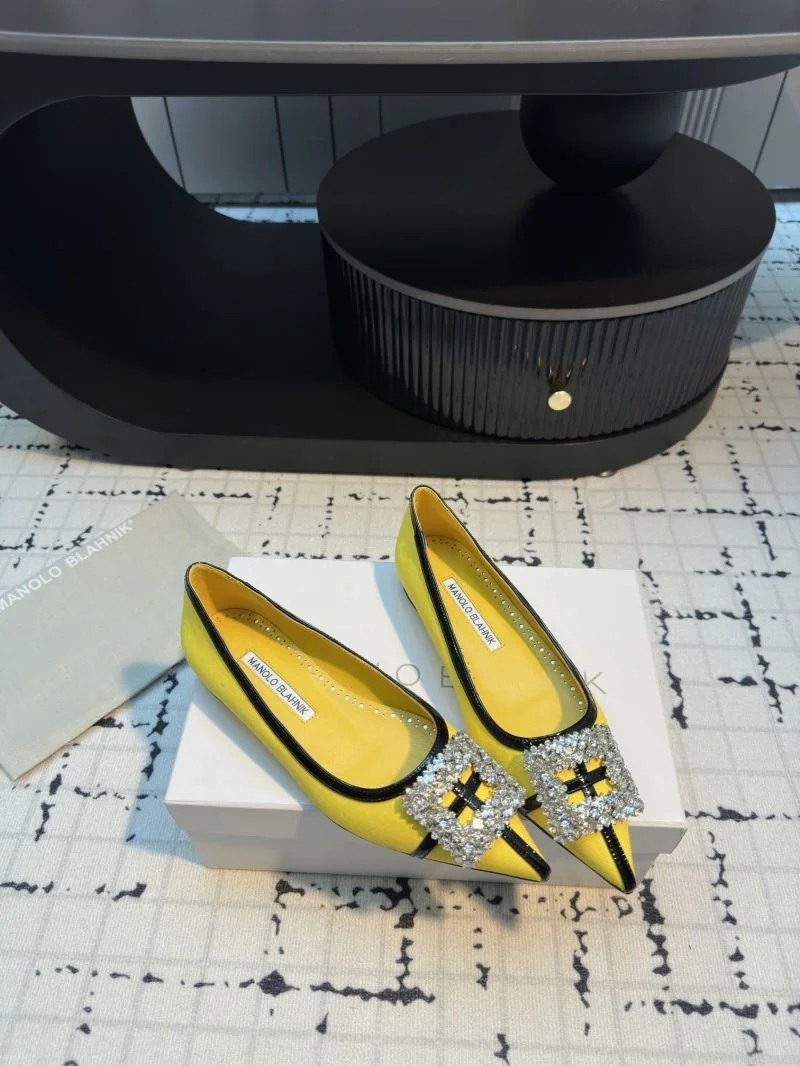 Manolo Blahnik Shoes Packable 7620