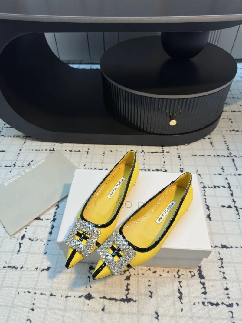 Manolo Blahnik Shoes Packable 7620