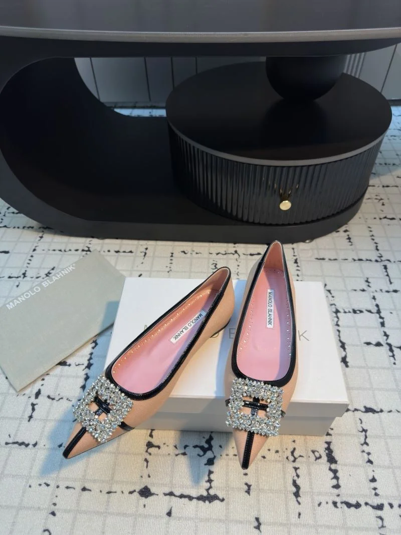 Manolo Blahnik Shoes AllSeason 7676