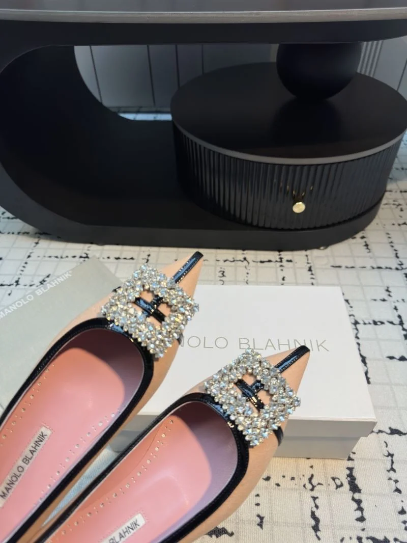 Manolo Blahnik Shoes AllSeason 7676