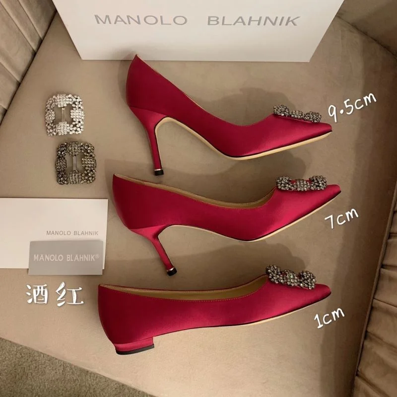 Manolo Blahnik Shoes Timeless 9621