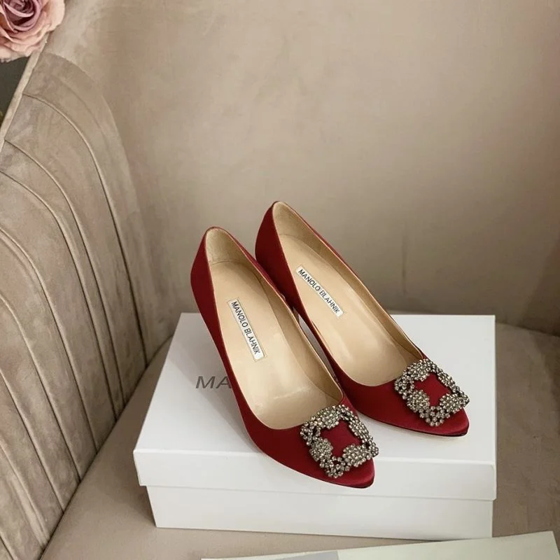 Manolo Blahnik Shoes Timeless 9621