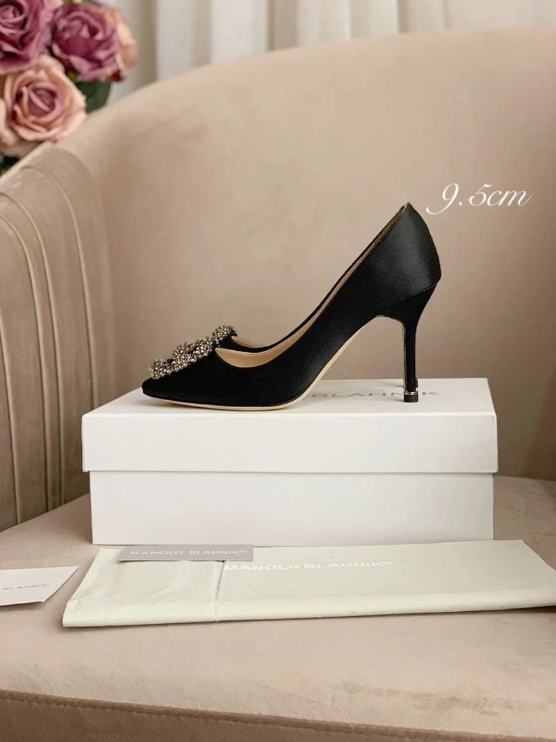 WrinkleFree Manolo Blahnik Shoes 9661