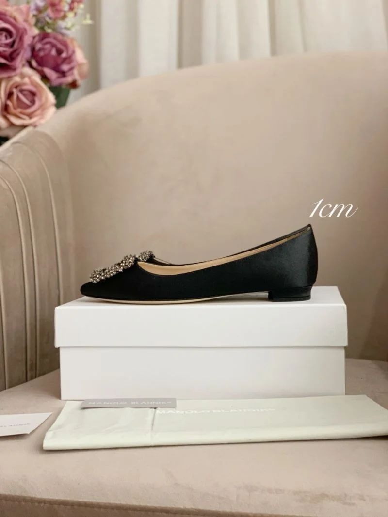 WrinkleFree Manolo Blahnik Shoes 9661