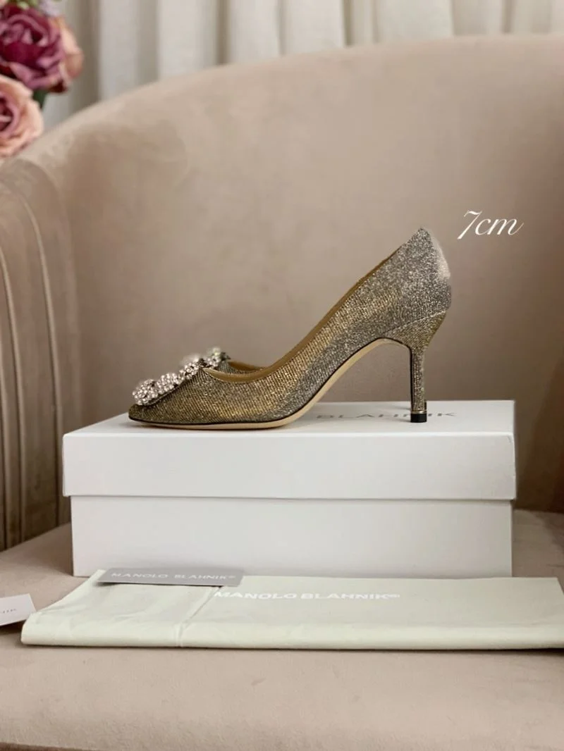 Unique Manolo Blahnik Shoes 9624
