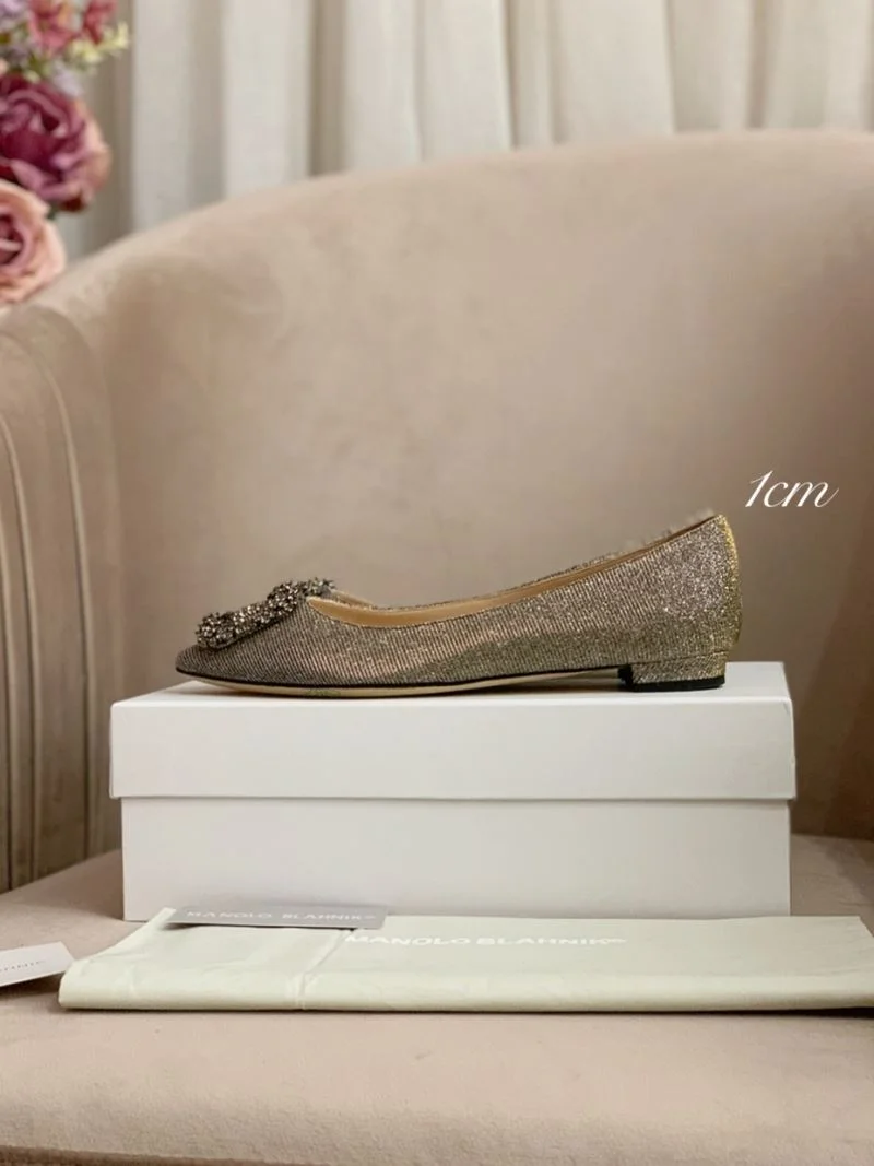 Unique Manolo Blahnik Shoes 9624