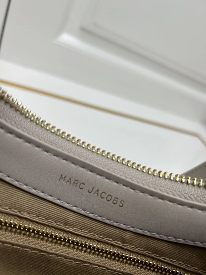Marc Jacobs Hobo Bags Timeless 83387