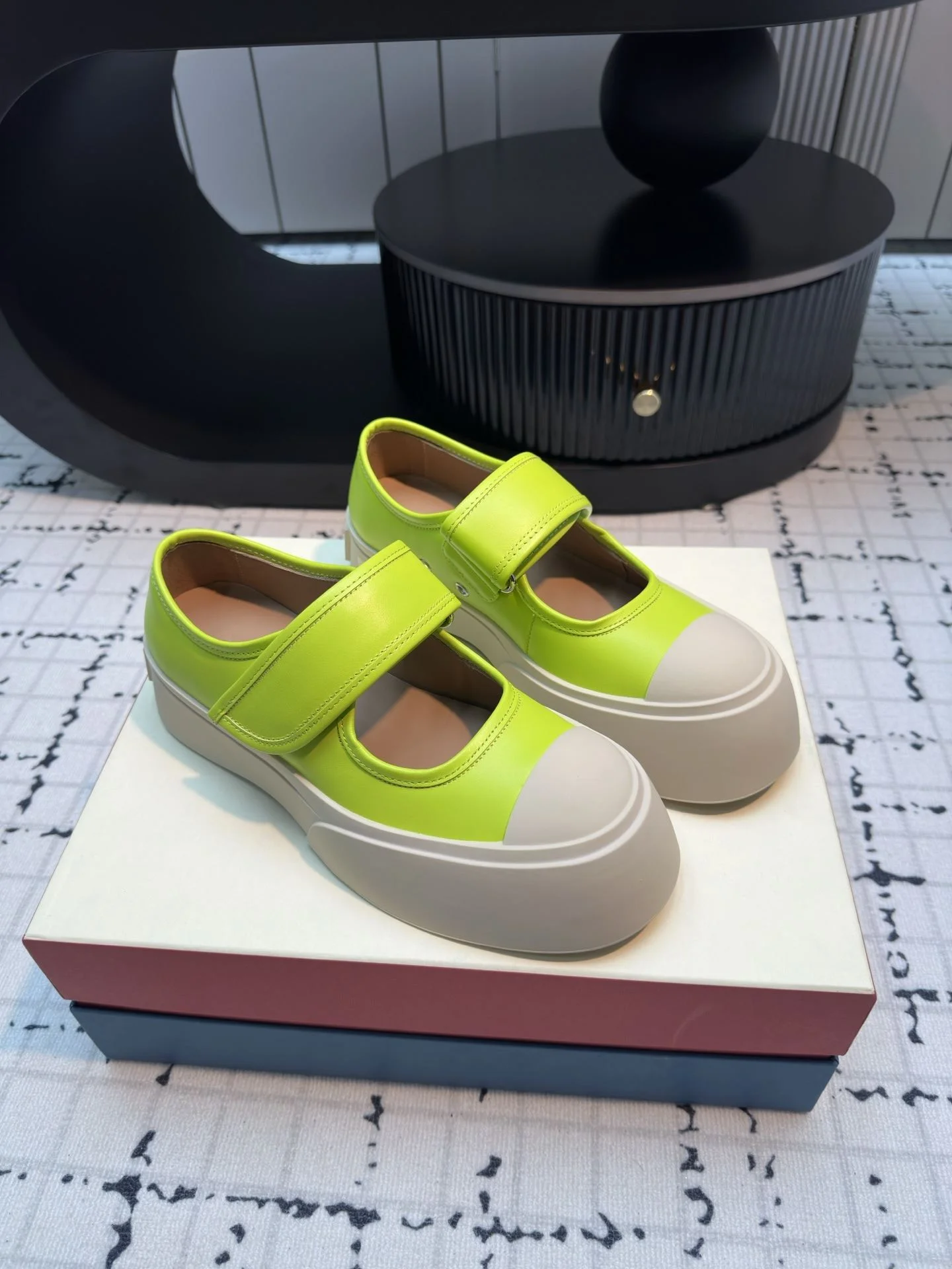 Marni Shoes EyeCatching 7606