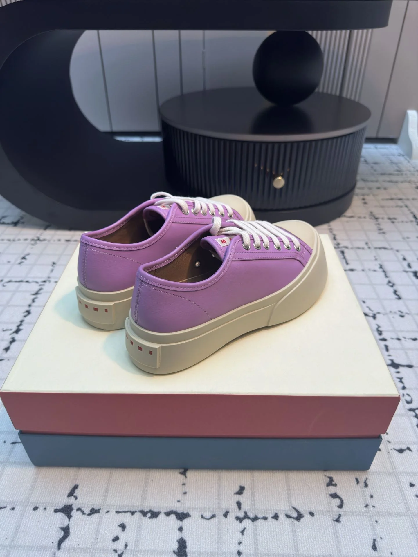 Marni Shoes TimelessDesign 7600