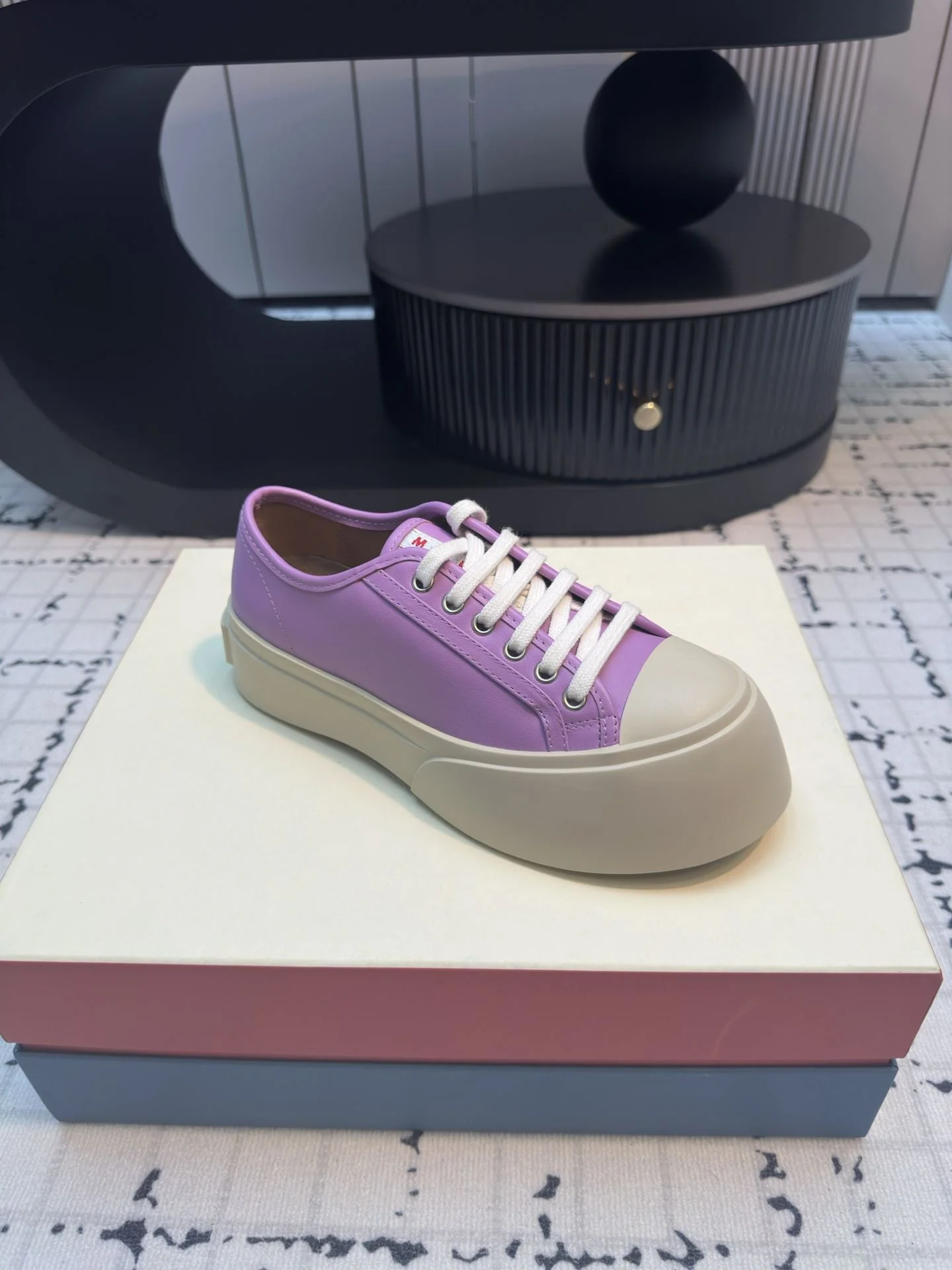 Marni Shoes TimelessDesign 7600