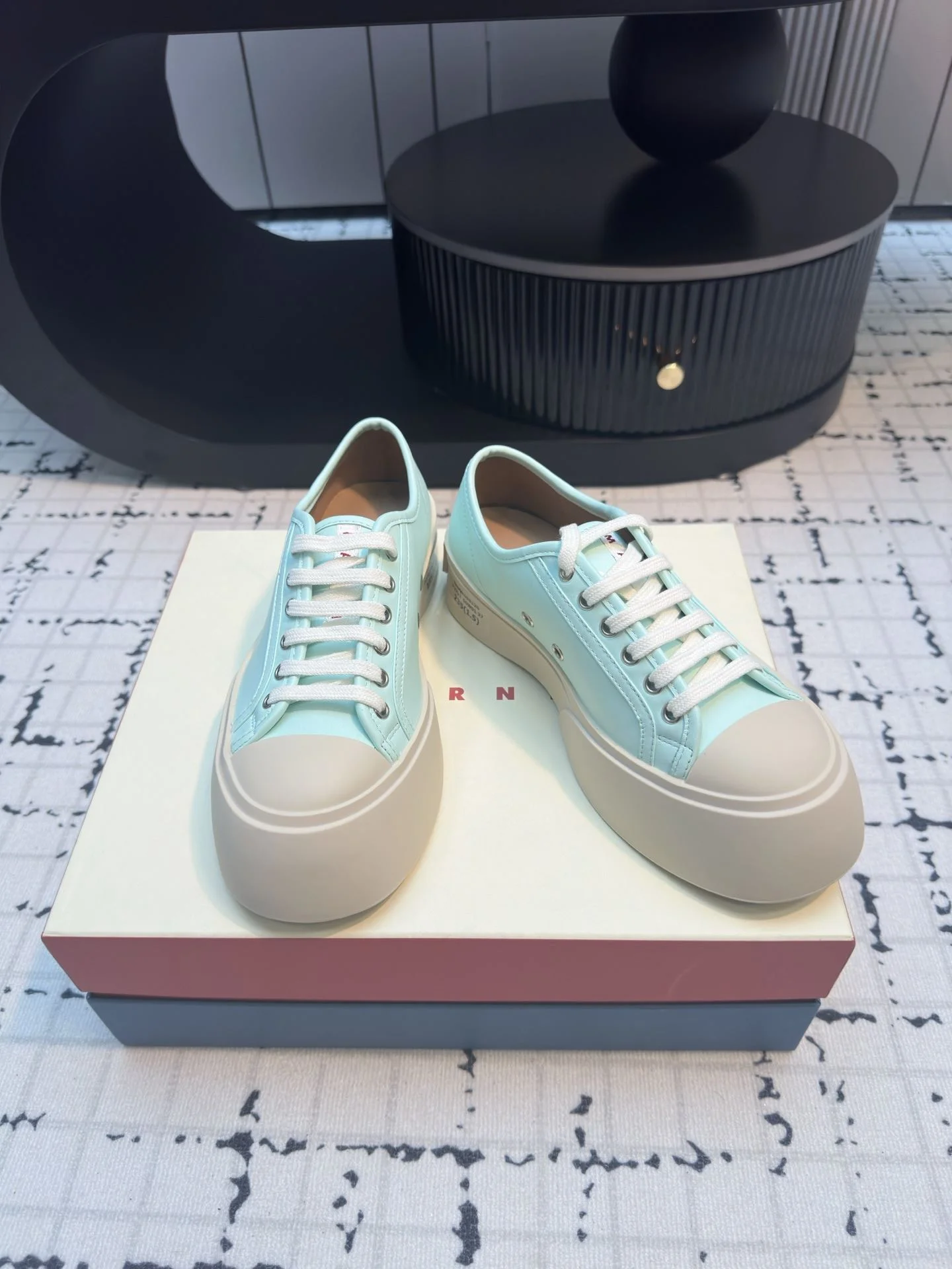 Compact Marni Shoes 7611