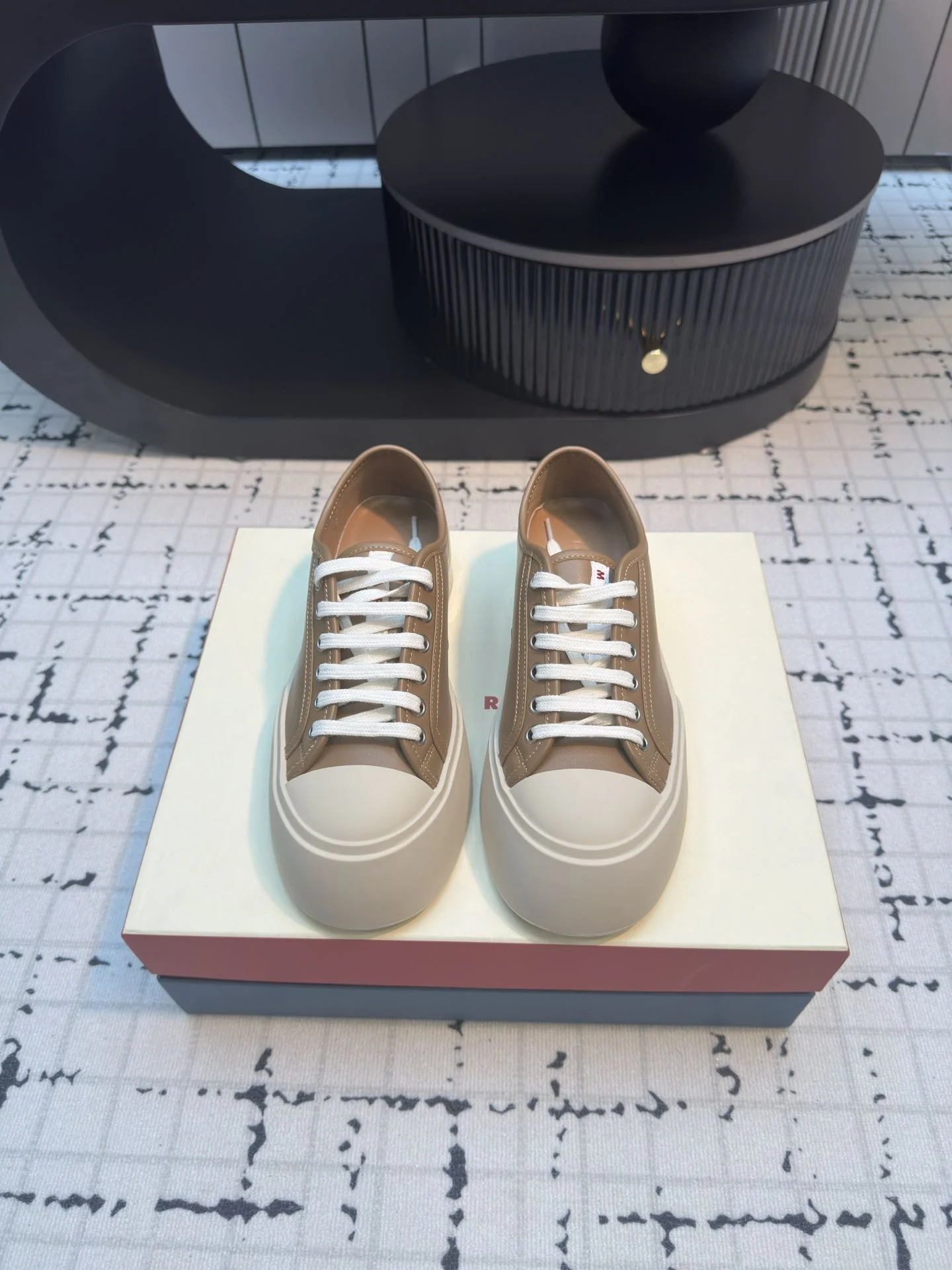 Marni Shoes Trendsetting 7589