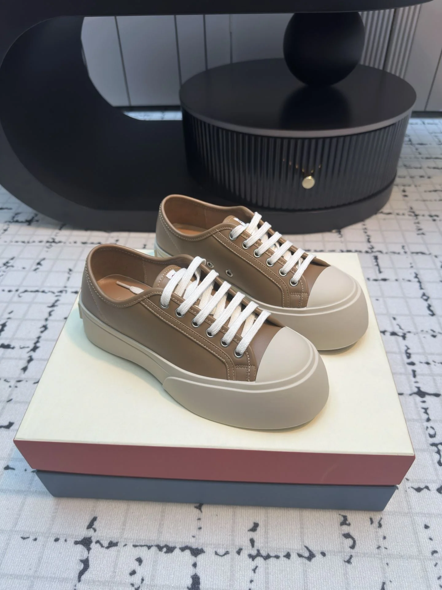 Marni Shoes Trendsetting 7589