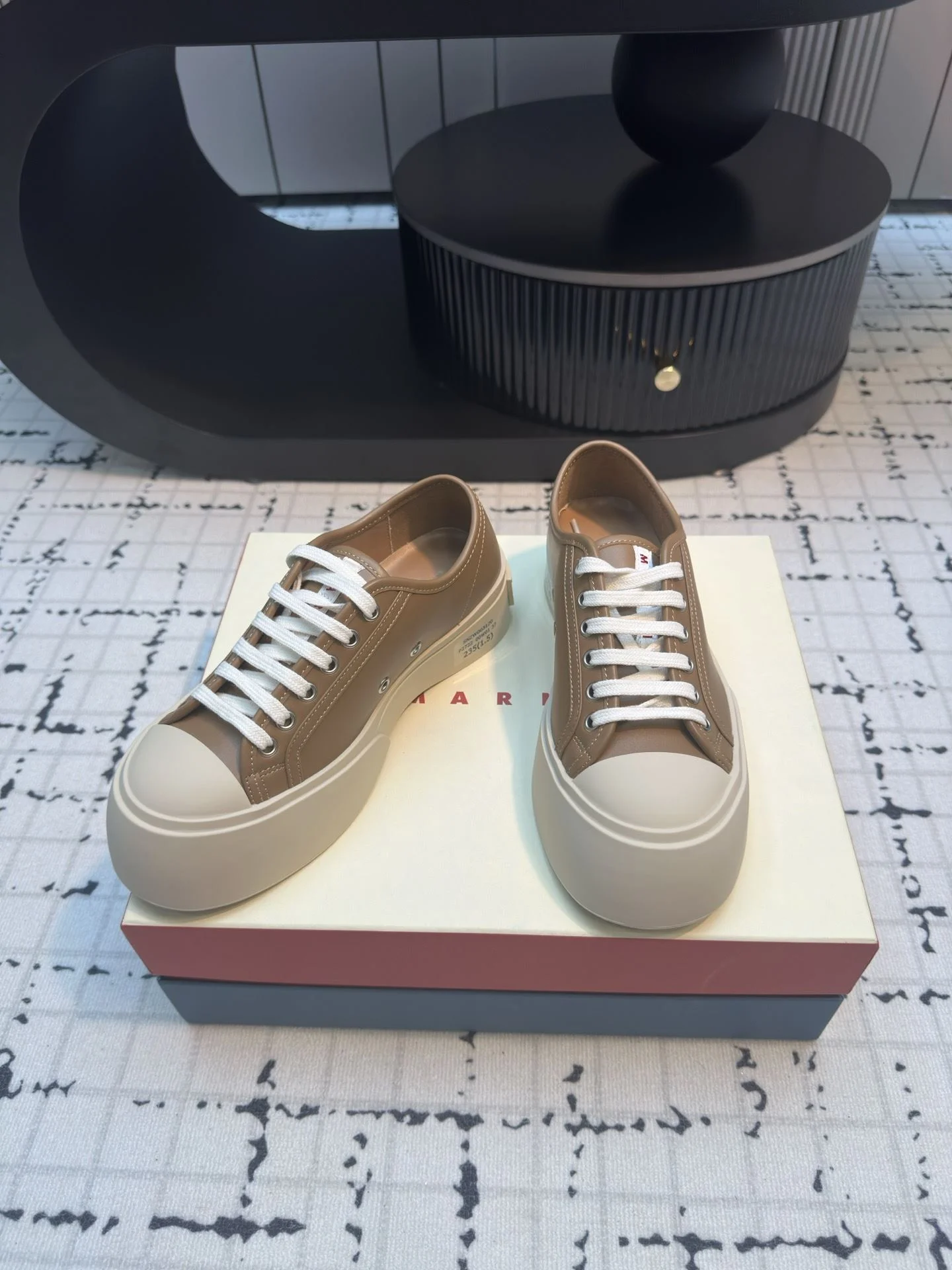 Marni Shoes Trendsetting 7589