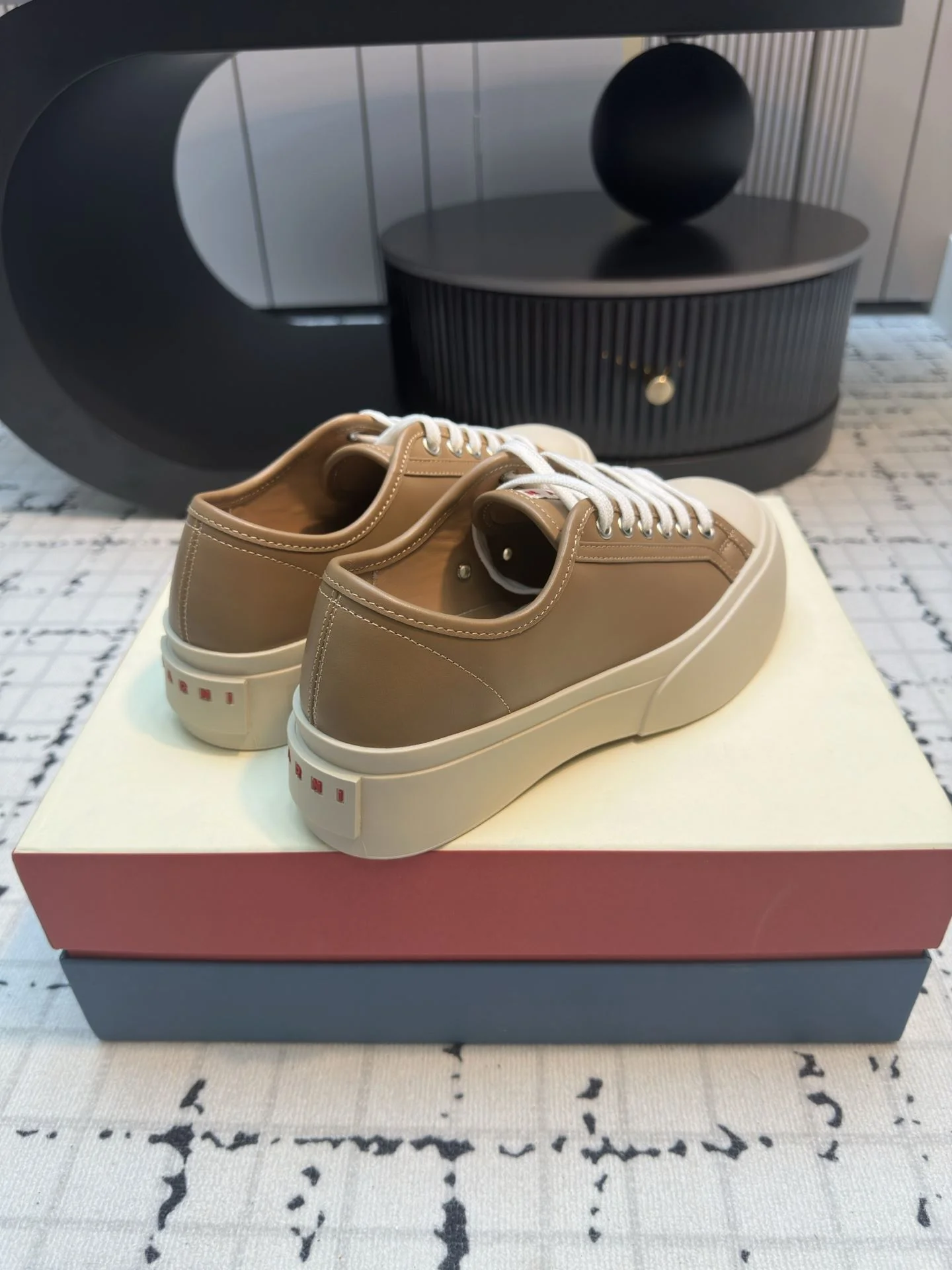 Marni Shoes Trendsetting 7589