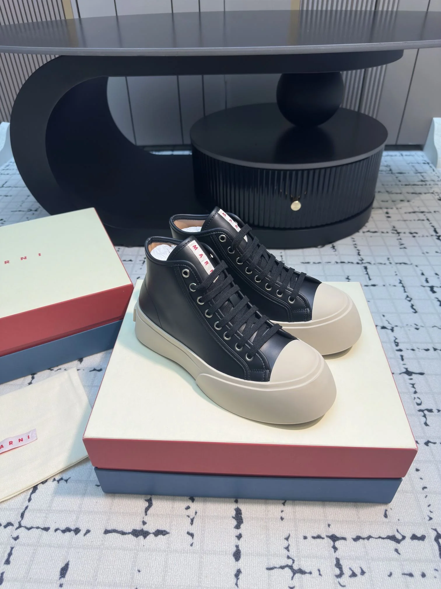 Marni Shoes Compact 7680