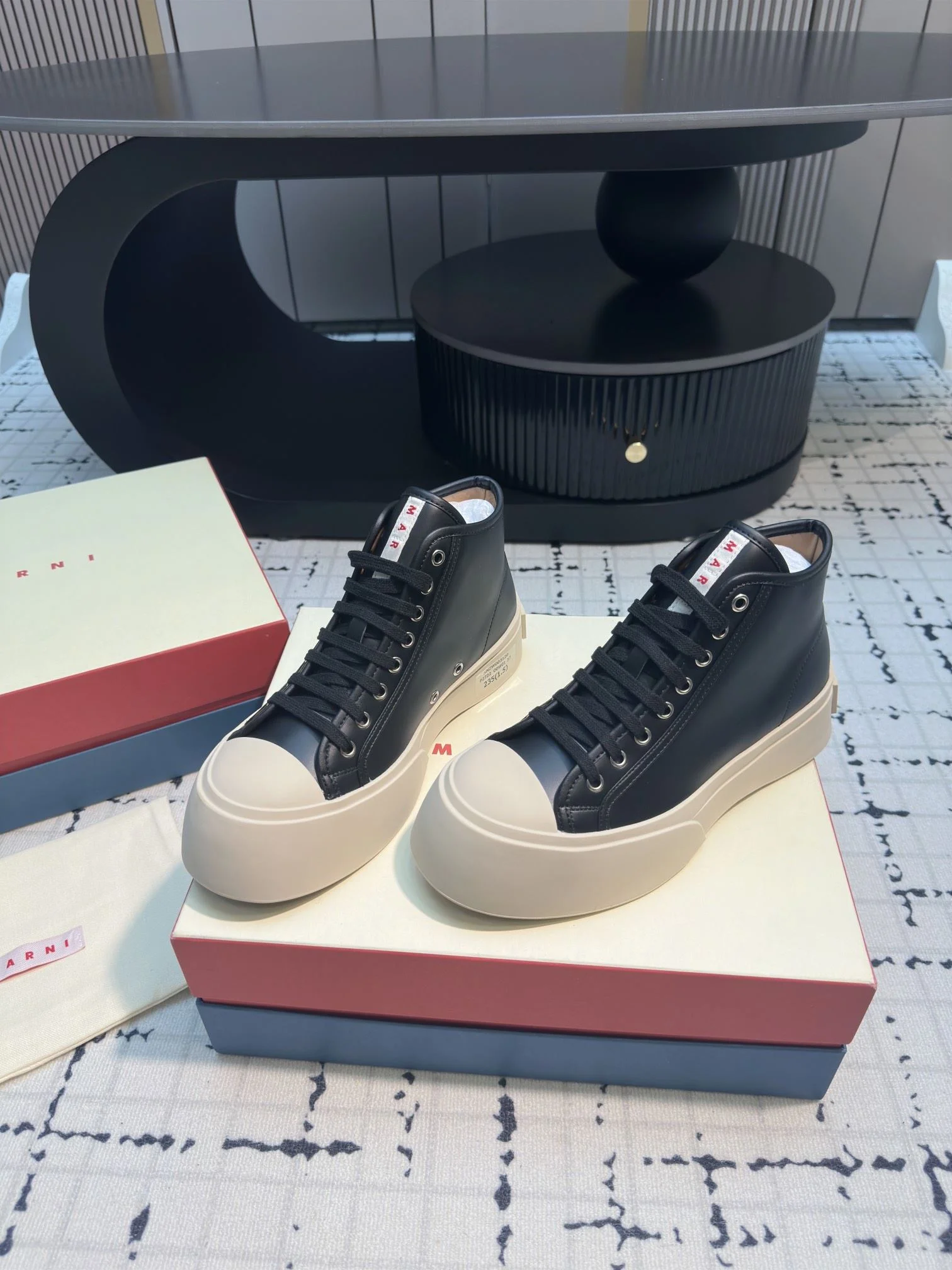 Marni Shoes Compact 7680