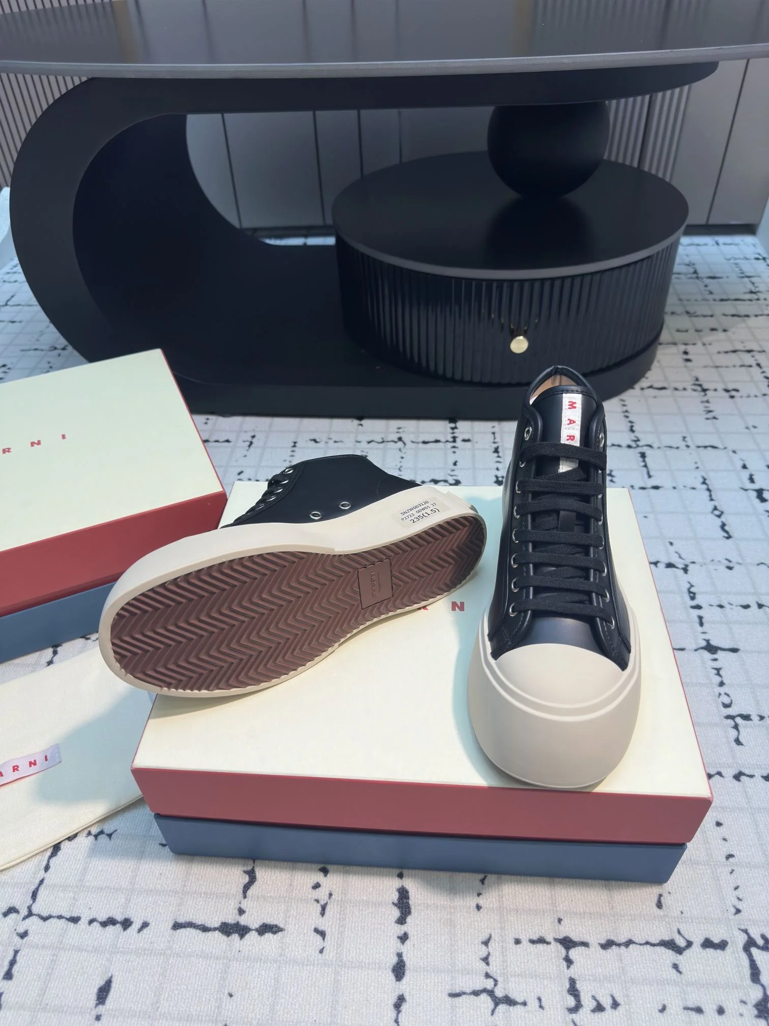 Marni Shoes Compact 7680