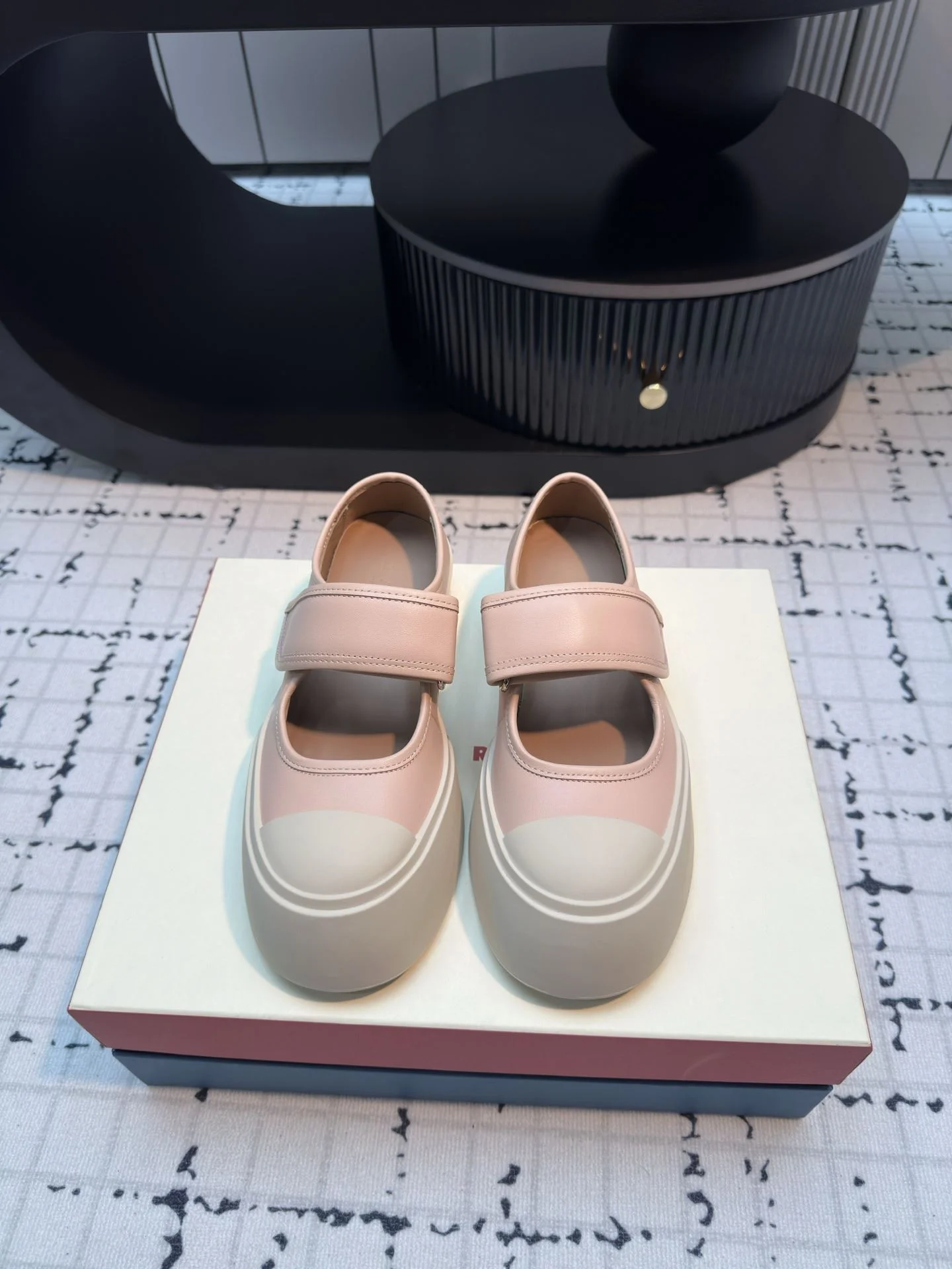 Marni Shoes Bright 7638