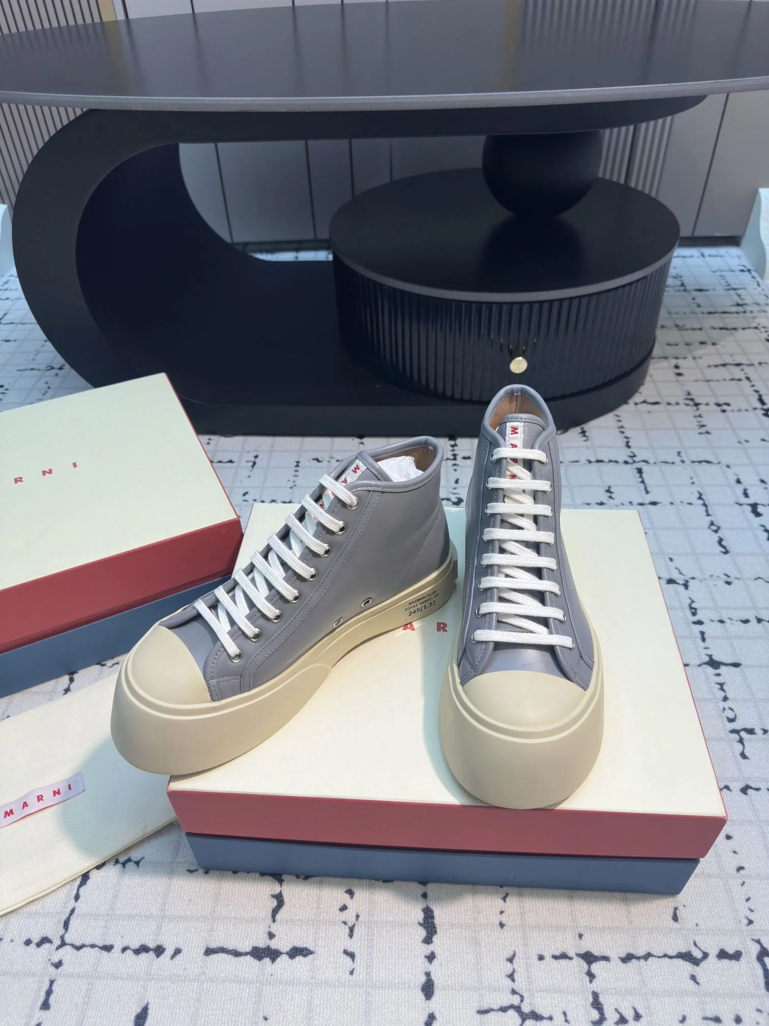 RelaxedFit Marni Shoes 7597