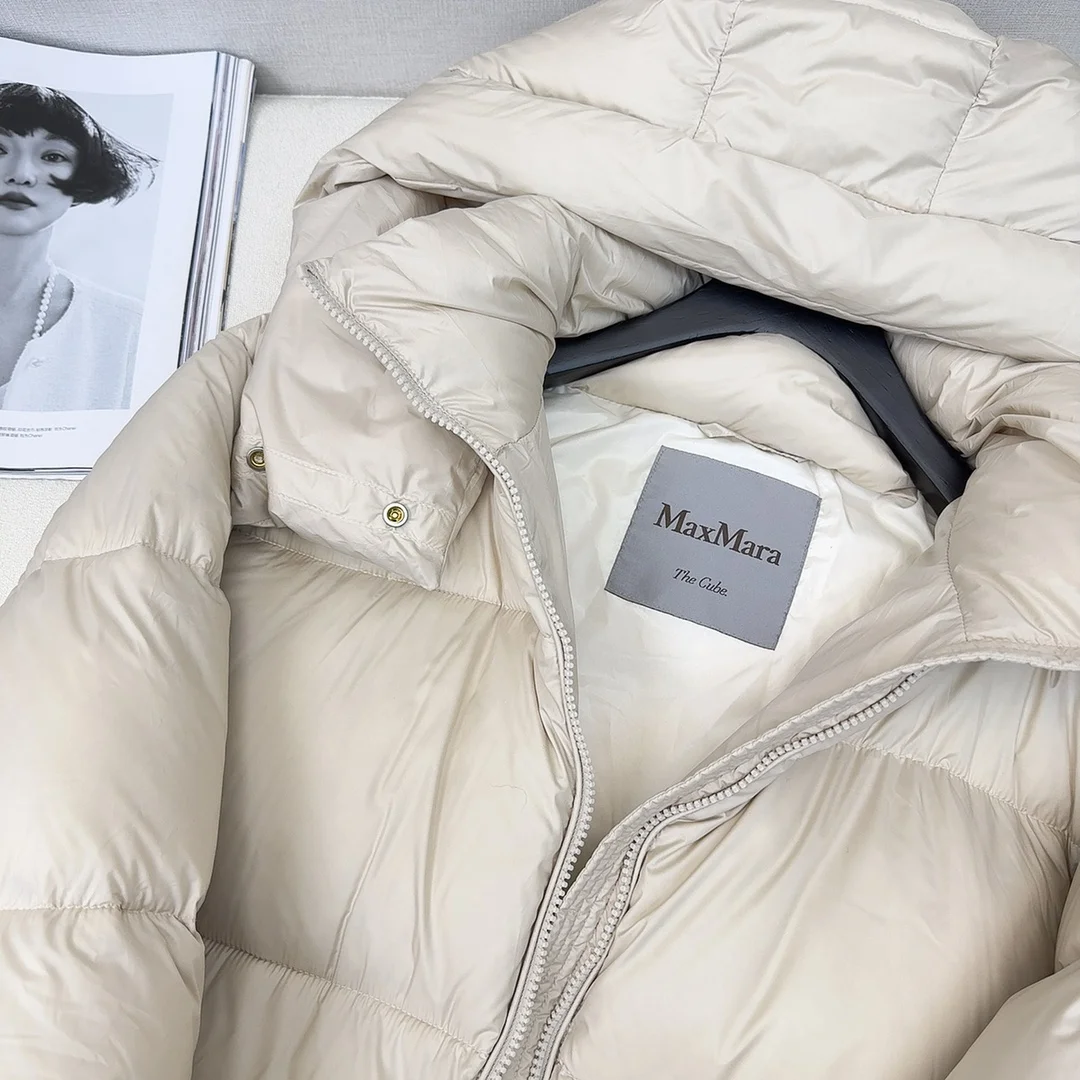 Max Mara Down Jackets Breathable 165456
