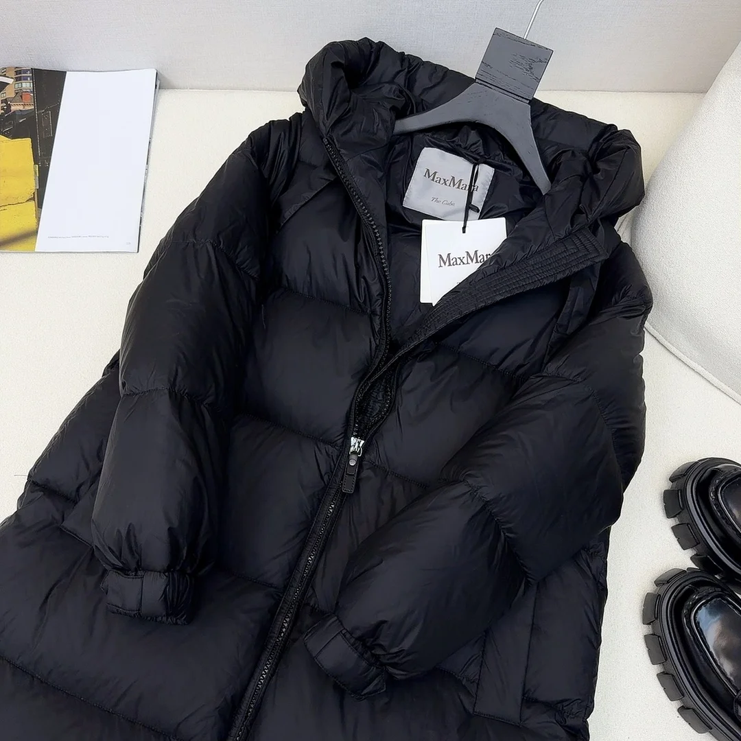 Max Mara Down Jackets SunProtective 165414