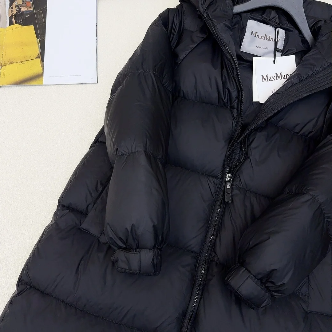 Max Mara Down Jackets SunProtective 165414