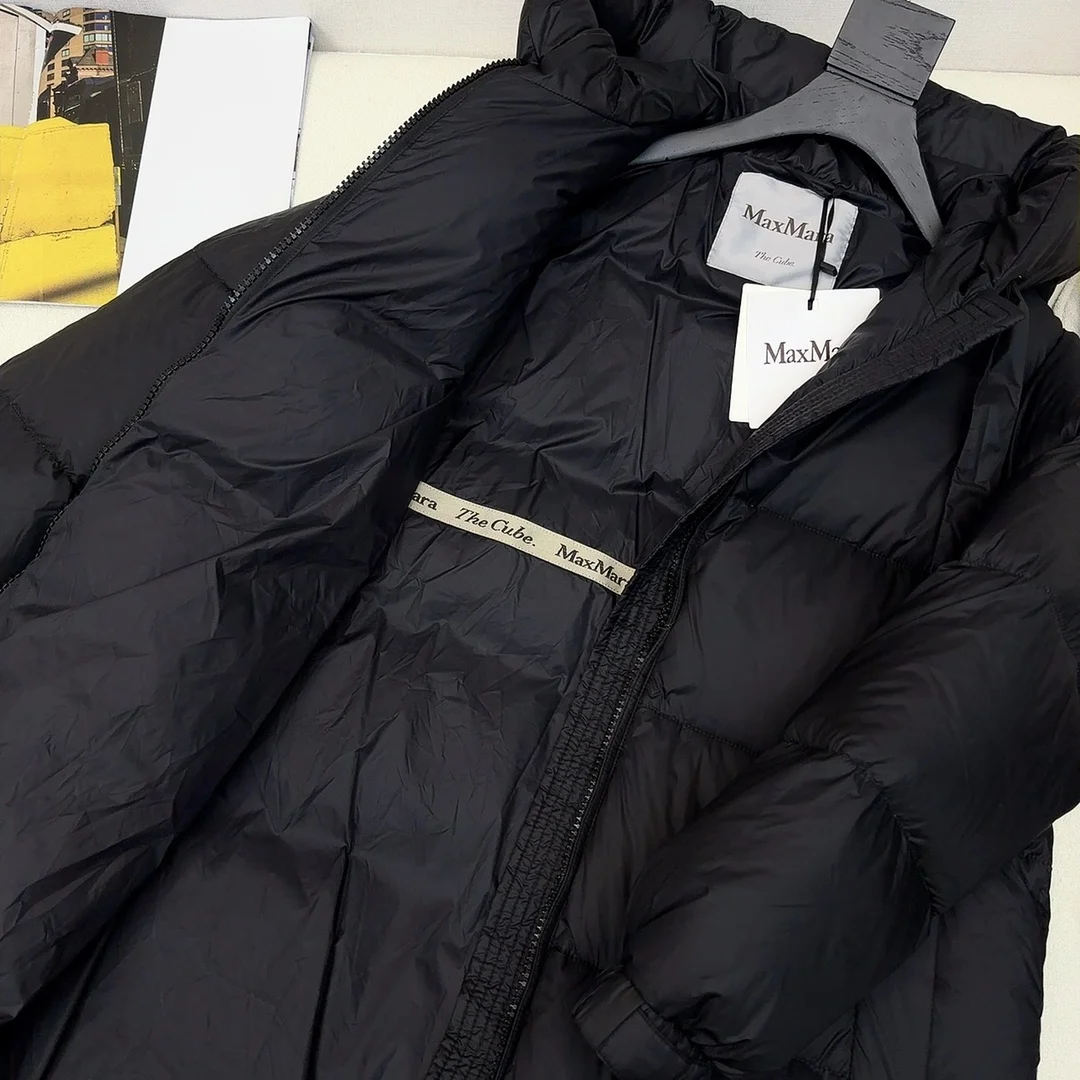Max Mara Down Jackets SunProtective 165414