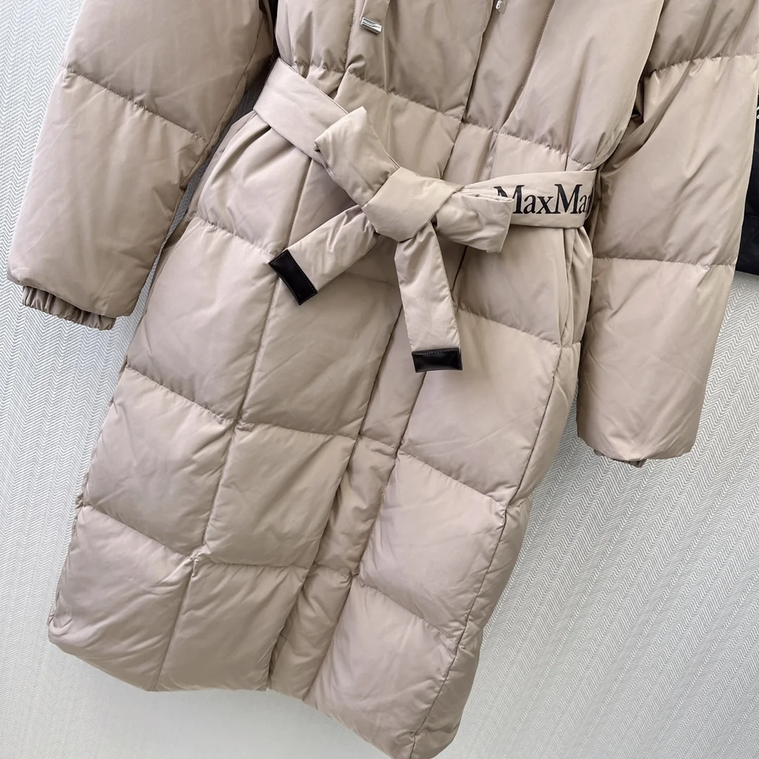 Supportive Max Mara Down Jackets 165401