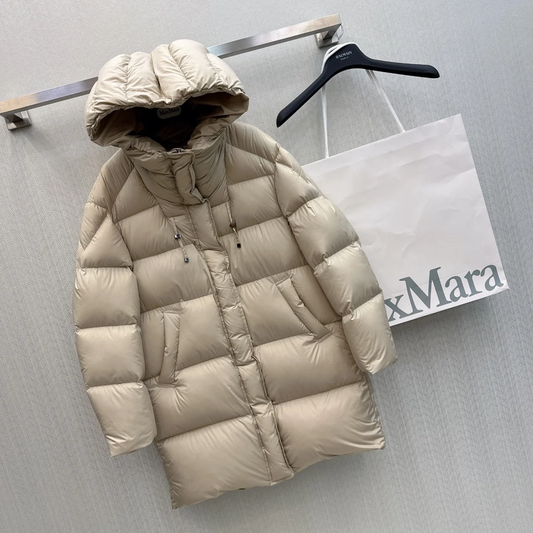 Max Mara Down Jackets Attractive 165398