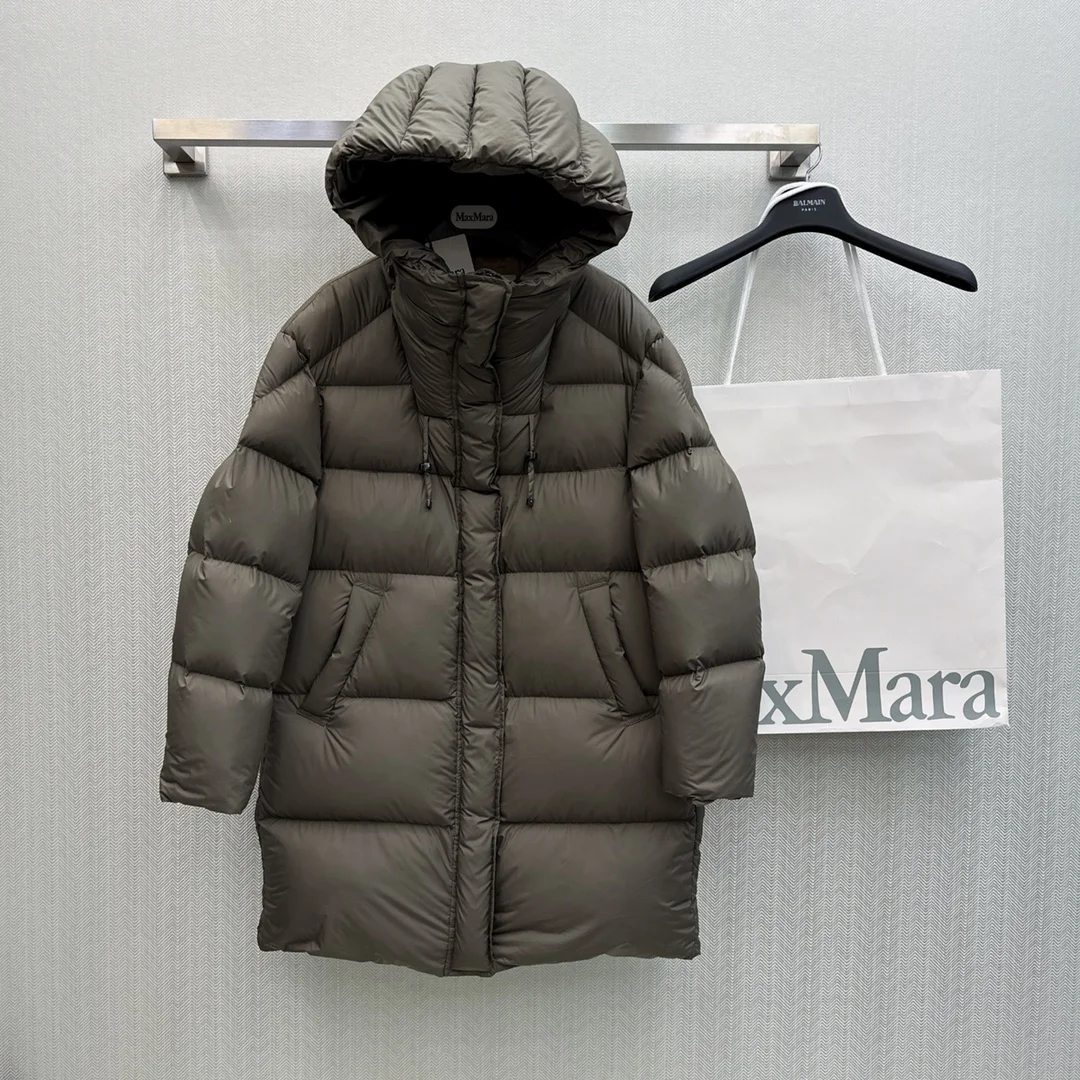 Max Mara Down Jackets Minimalist 165399