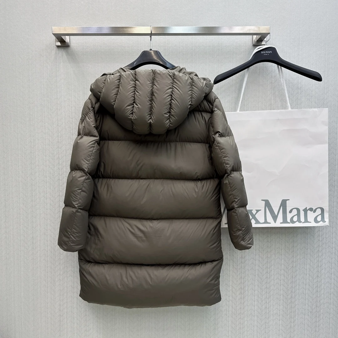 Max Mara Down Jackets Minimalist 165399