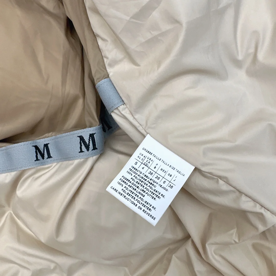 Max Mara Down Jackets Neat 165436