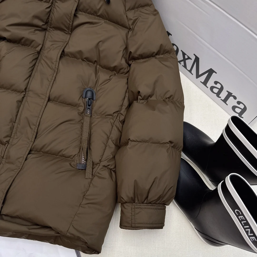 Max Mara Down Jackets Sustainable 165396