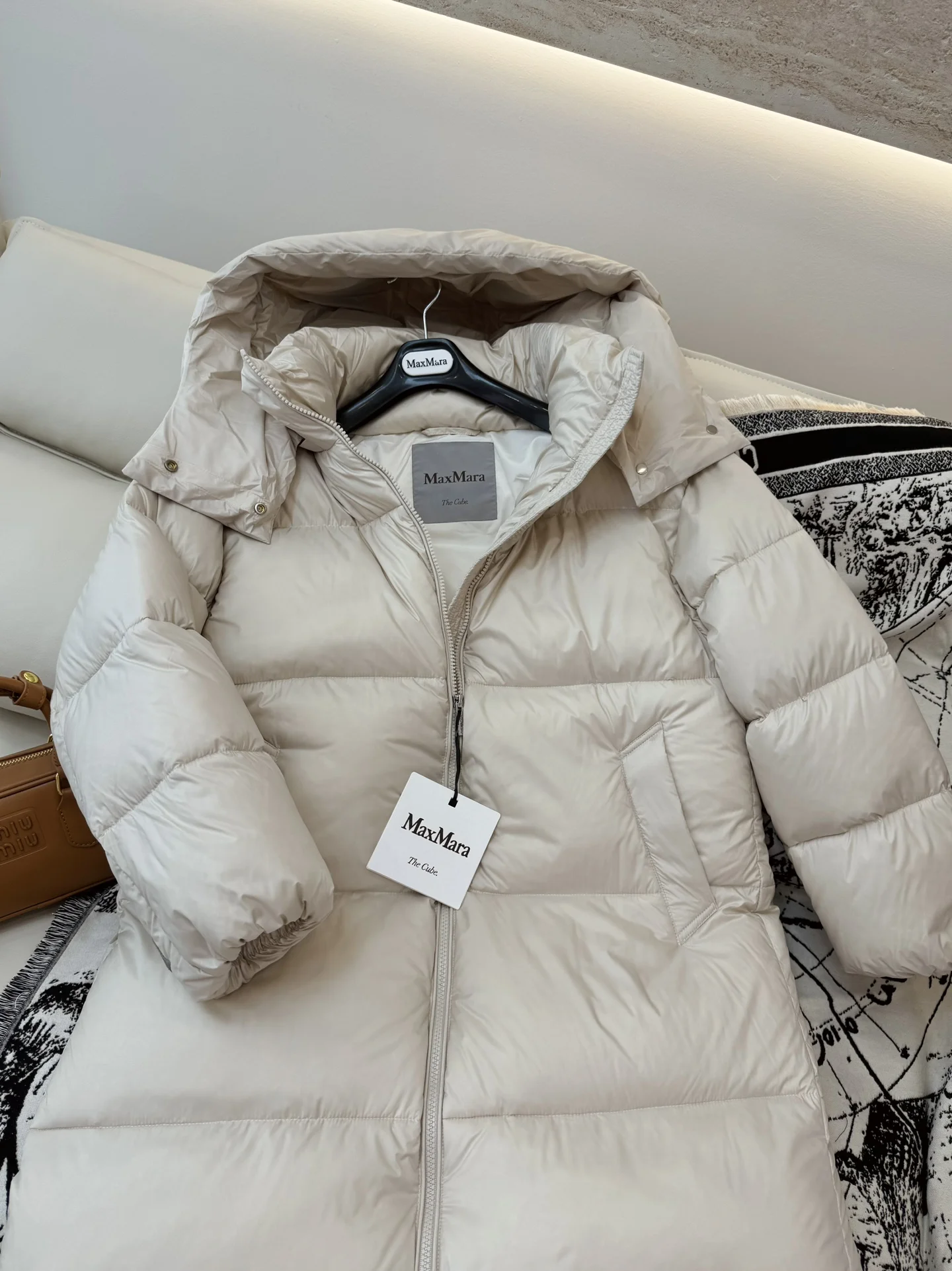 Breathable Max Mara Down Jackets 165404