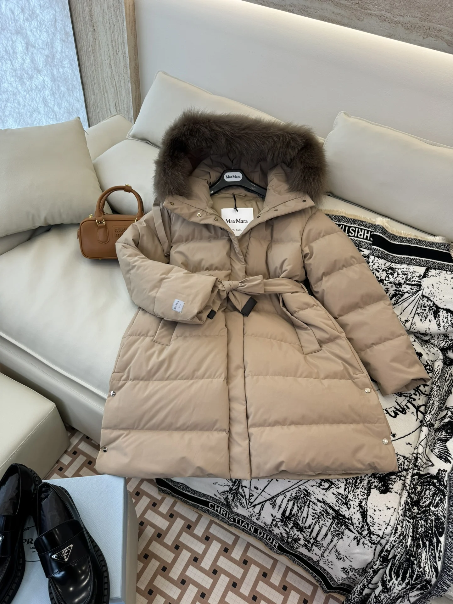 Max Mara Down Jackets Breathable 165388