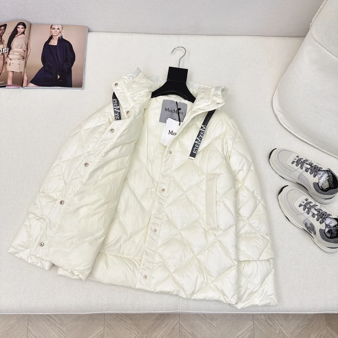 Max Mara Down Jackets Sophisticated 165373