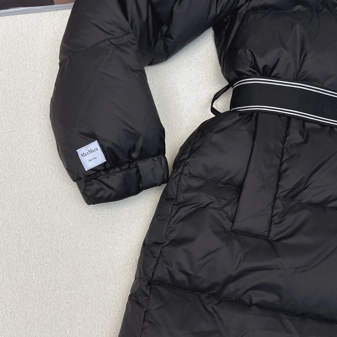 Reliable Max Mara Down Jackets 165366
