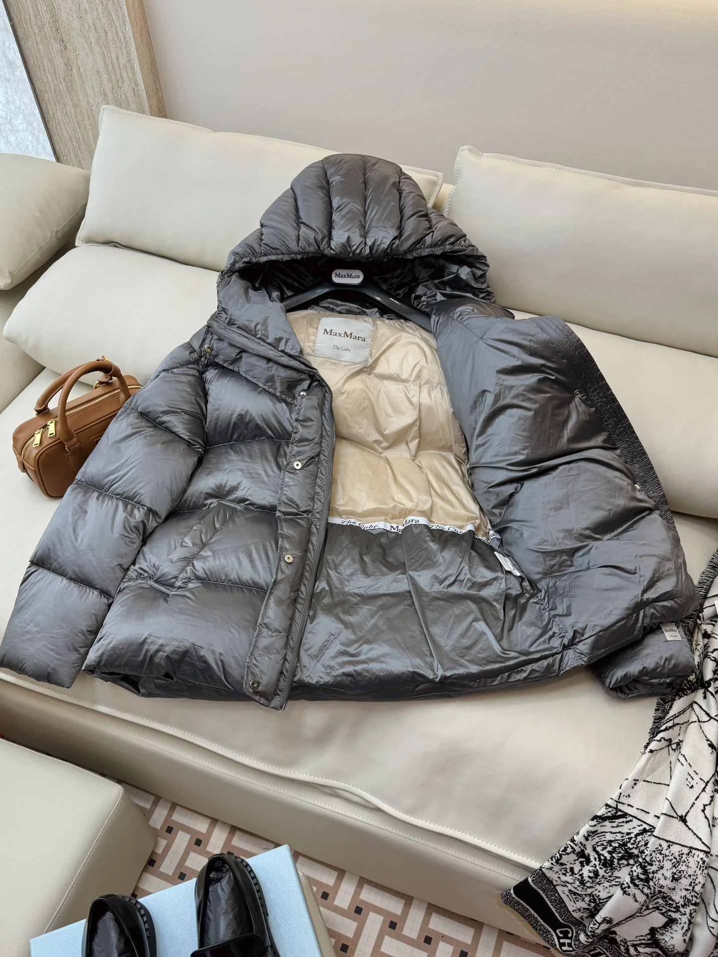Max Mara Down Jackets Trendsetting 165394