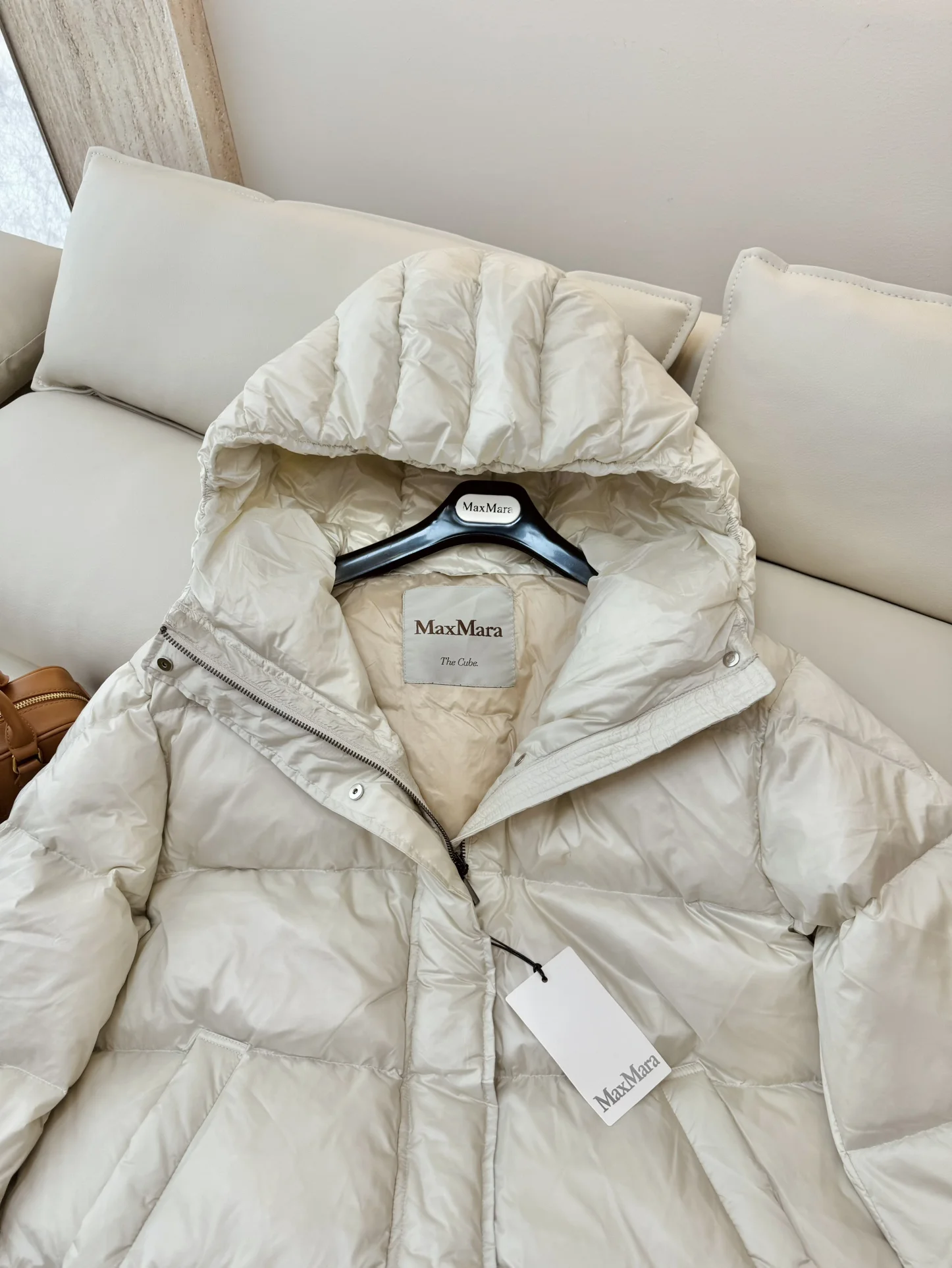 Max Mara Down Jackets Sophisticated 165363