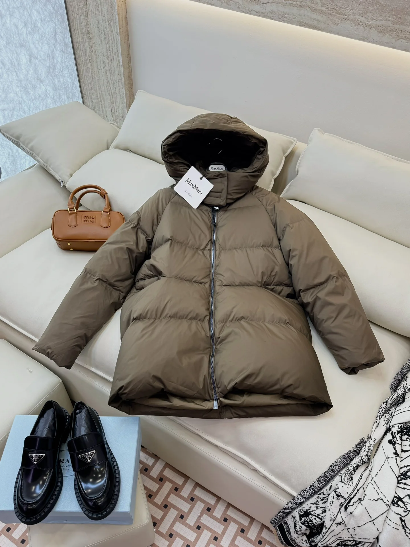 Max Mara Down Jackets Attractive 165356
