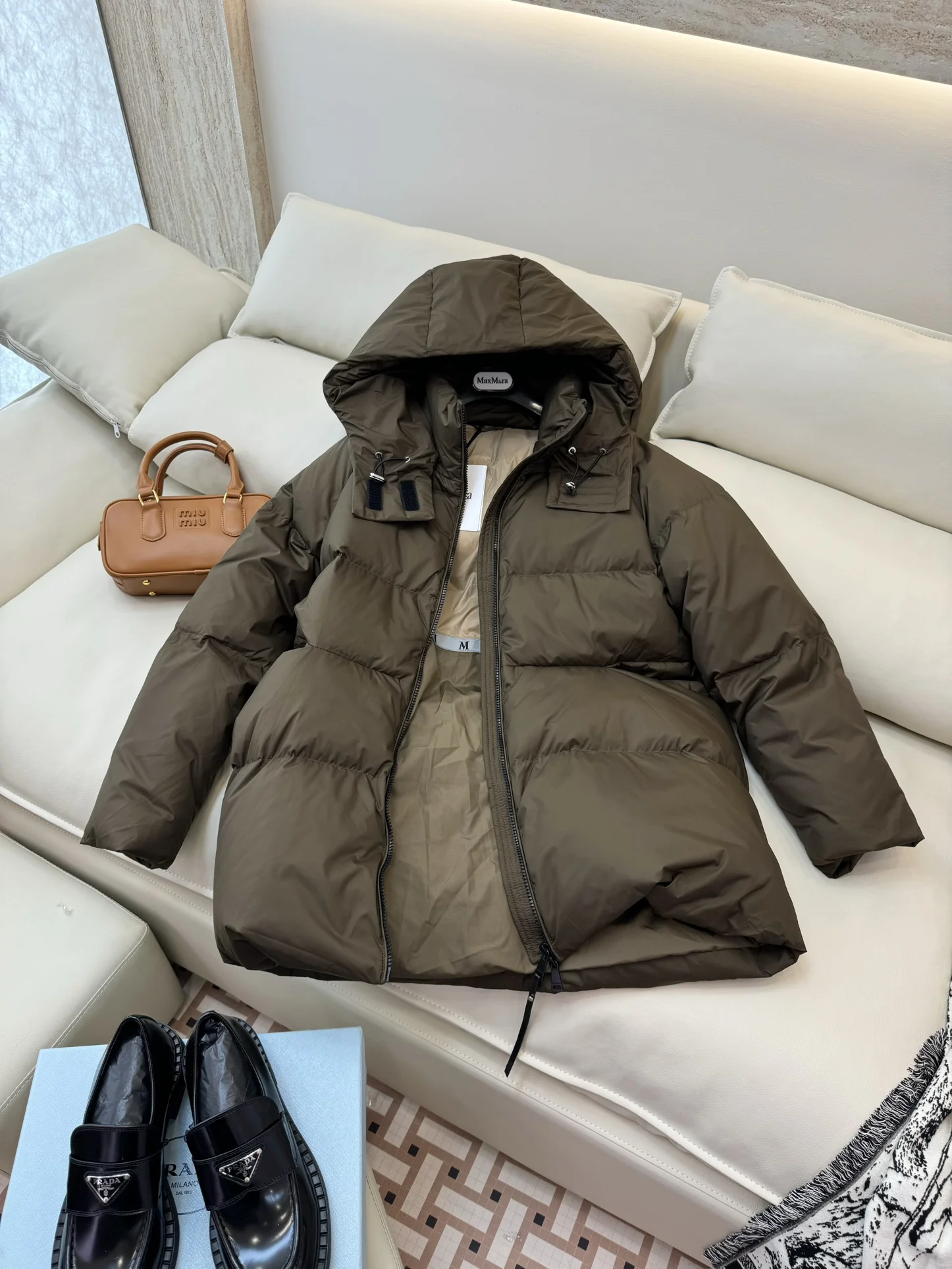 Max Mara Down Jackets Attractive 165356