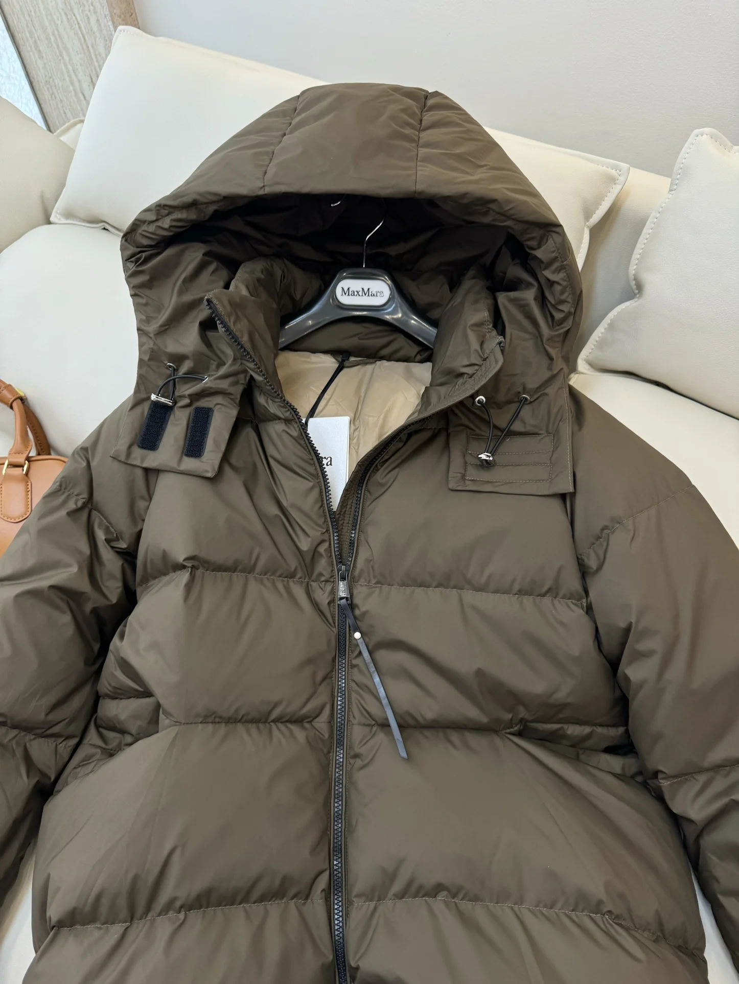 Max Mara Down Jackets Attractive 165356