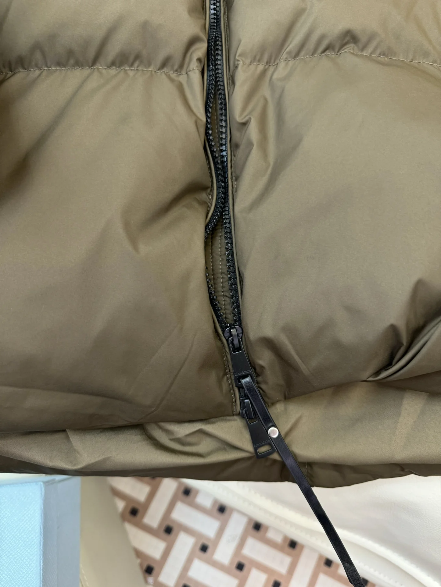 Max Mara Down Jackets Attractive 165356