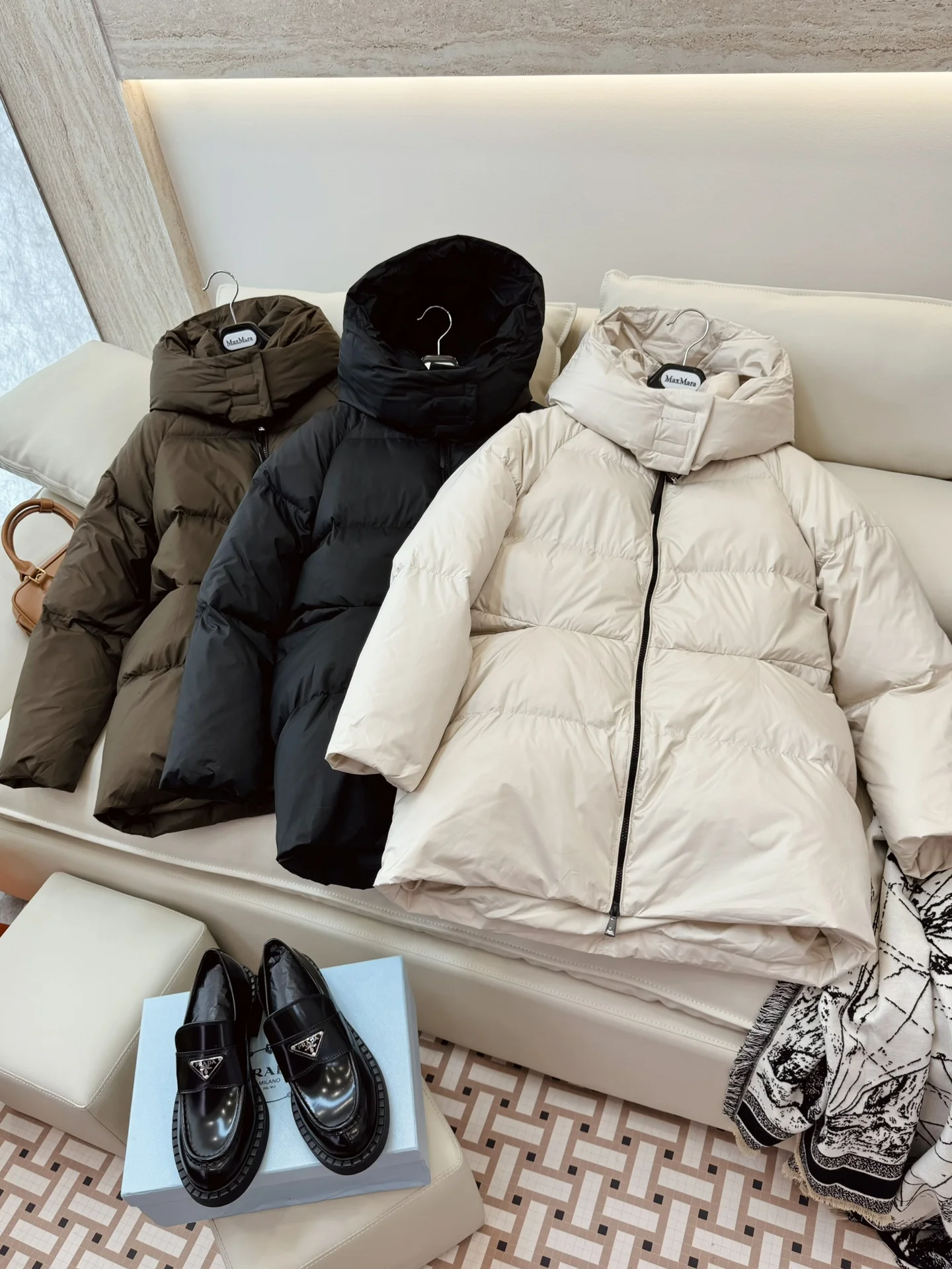 Max Mara Down Jackets Soft 165353
