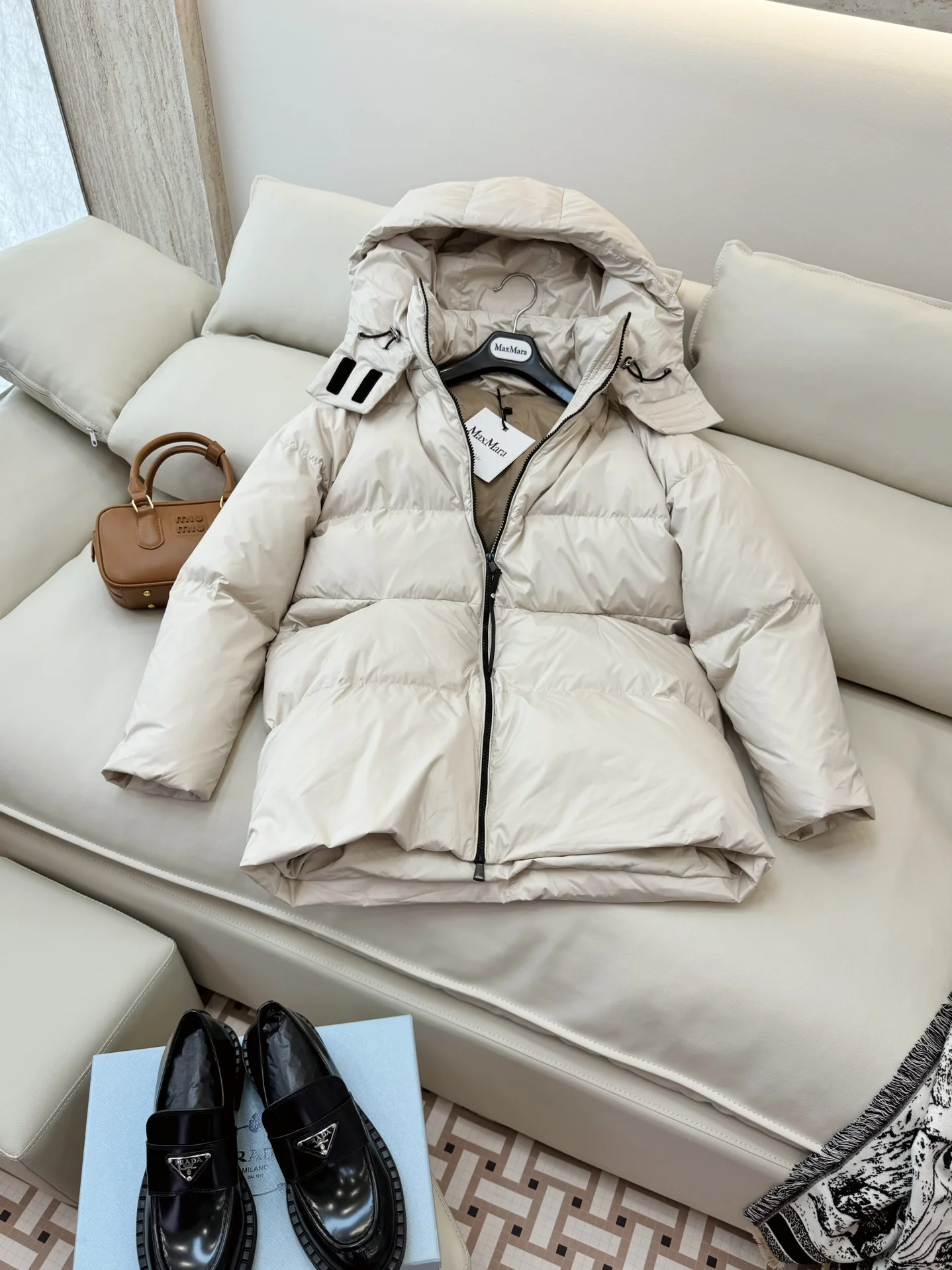 Max Mara Down Jackets Soft 165353