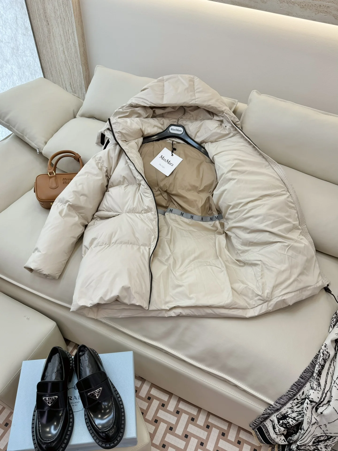 Max Mara Down Jackets Soft 165353