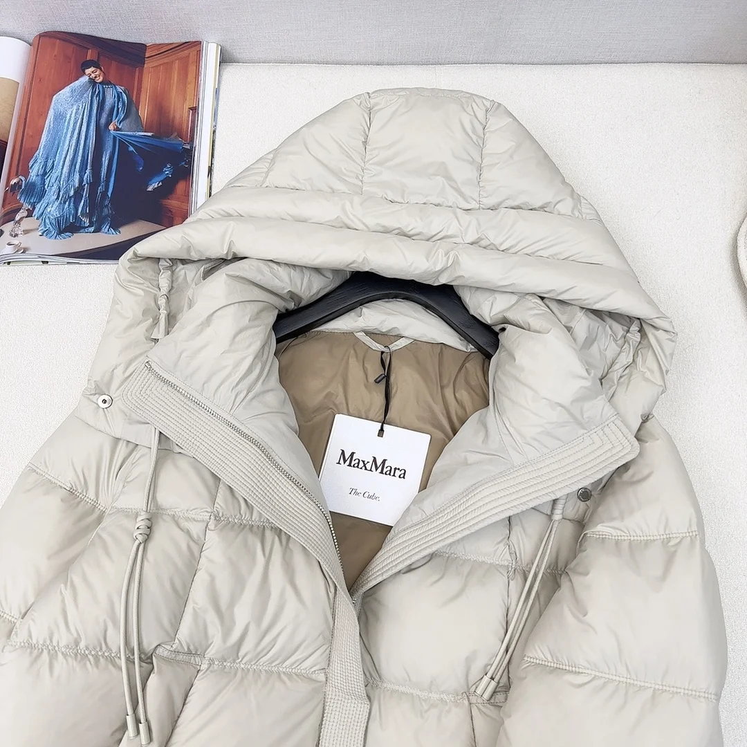 Max Mara Down Jackets WrinkleFree 165342