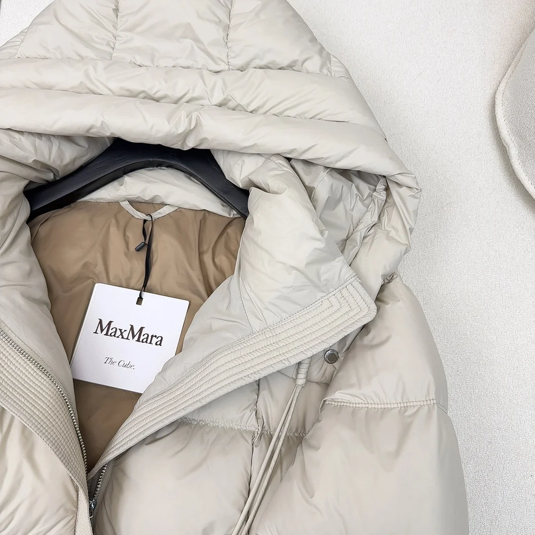 Max Mara Down Jackets WrinkleFree 165342