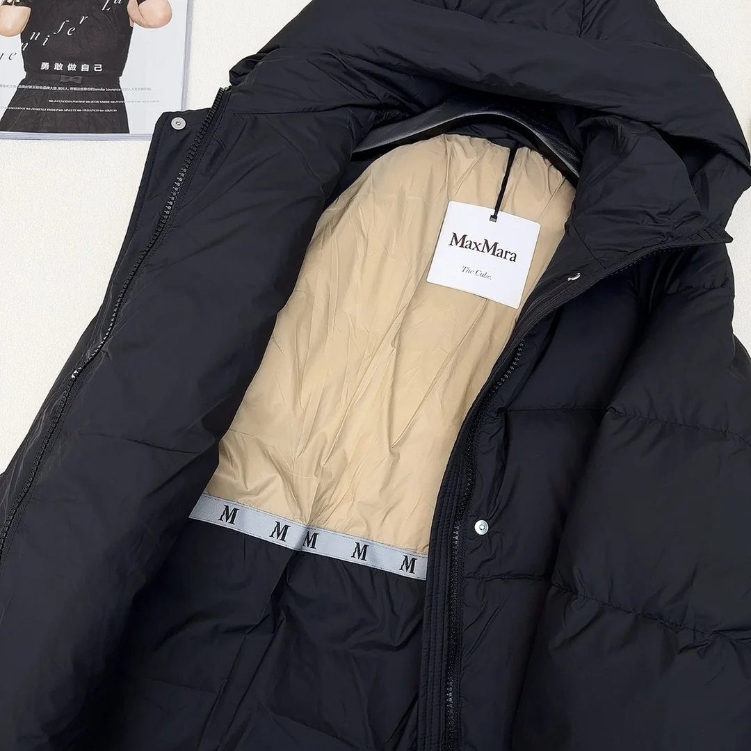 Max Mara Down Jackets TimelessDesign 165338